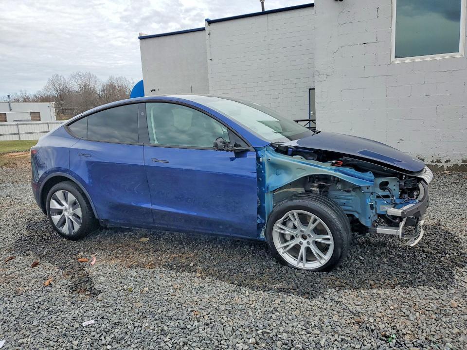 Продажа на аукционе авто 2024 Tesla Model Y, vin: 7SAYGDEE0RA271472, номер лота: 46536436