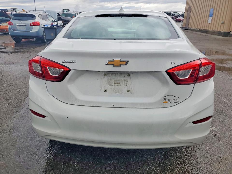 Продаж на аукціоні авто 2017 Chevrolet Cruze, vin: 1G1BE5SMXH7270680, номер лоту: 45701336