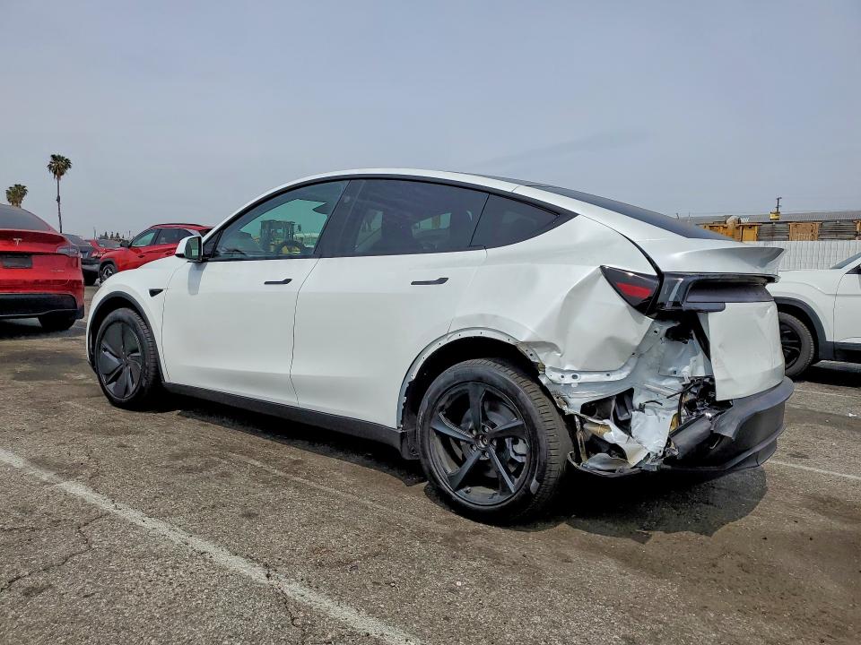 48149206 :رقم المزاد ، 7SAYGDEE9TF558870 vin ، 2026 Tesla Model Y مزاد بيع