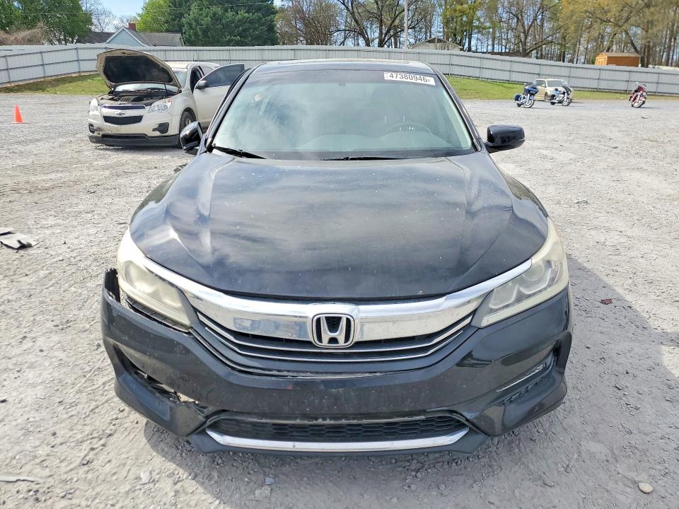Auction sale of the 2016 Honda Accord, vin: 1HGCR3F87GA032273, lot number: 47380946