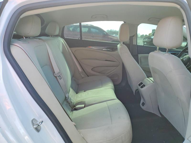 46384746 :رقم المزاد ، W04GL6SX3J1095940 vin ، 2018 Buick Regal مزاد بيع