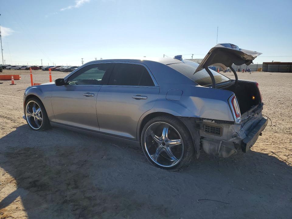 Продажа на аукционе авто 2015 Chrysler 300, vin: 2C3CCAAGXFH807012, номер лота: 79004665