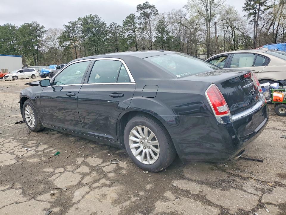 45811256 :رقم المزاد ، 2C3CCAAG8DH573496 vin ، 2013 Chrysler 300 مزاد بيع