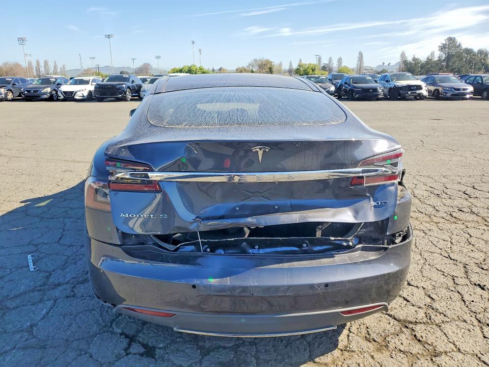 Продажа на аукционе авто 2016 Tesla Model S, vin: 5YJSA1E27GF132772, номер лота: 79614305