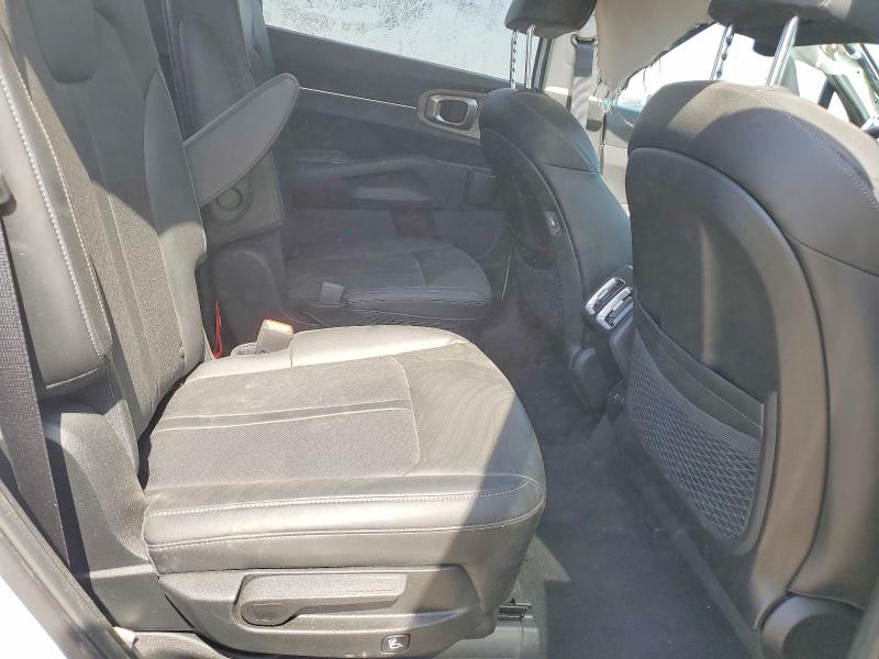 46649006 :رقم المزاد ، 5XYRHDLF1PG231811 vin ، 2023 Kia Sorento مزاد بيع