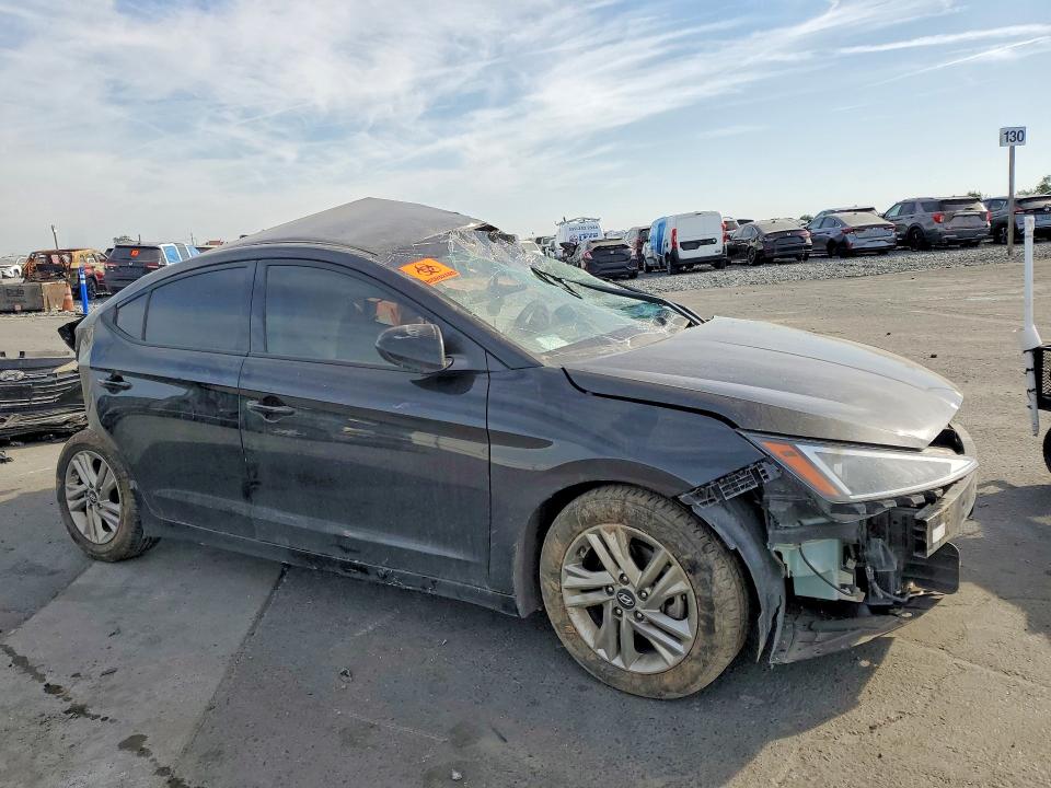 47833686 :رقم المزاد ، 5NPD84LF9KH459681 vin ، 2019 Hyundai Elantra مزاد بيع