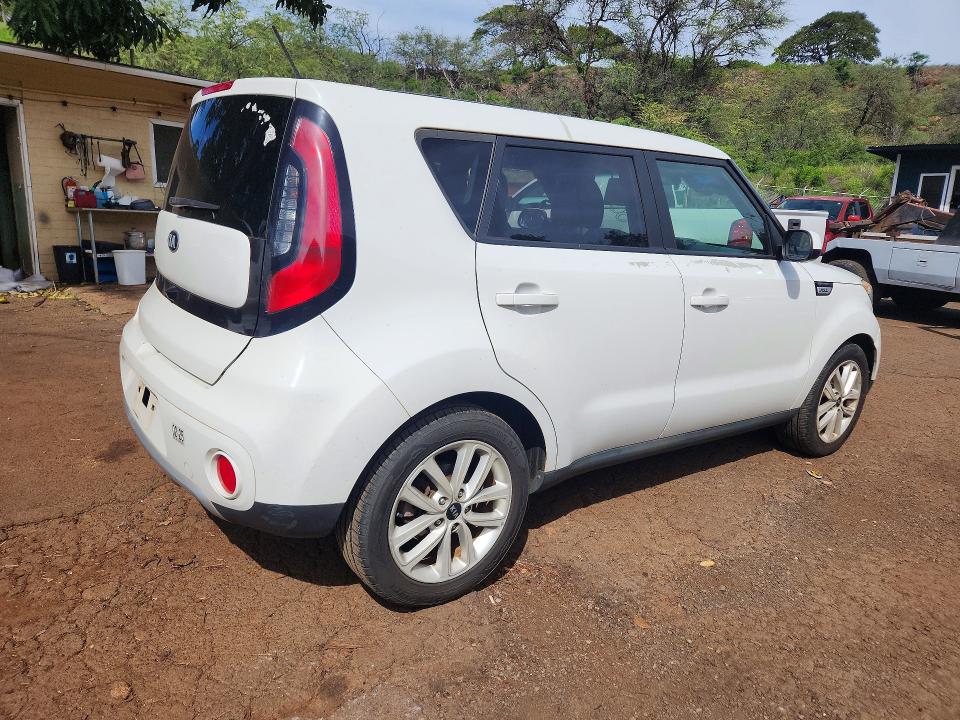 Продаж на аукціоні авто 2018 Kia Soul, vin: KNDJP3A51J7530417, номер лоту: 46756906