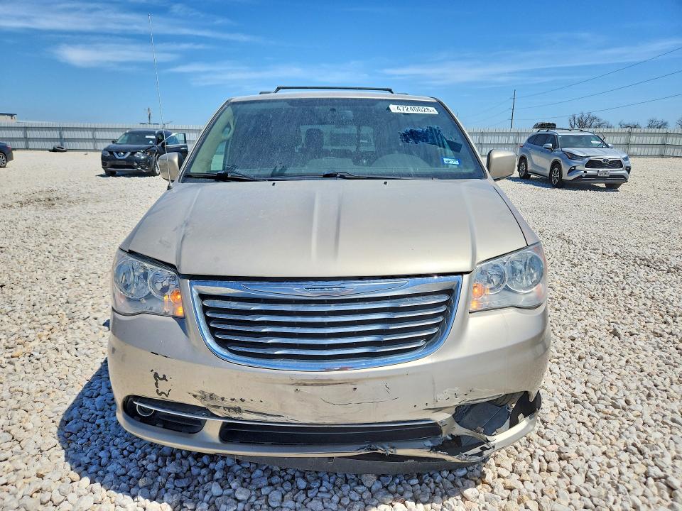 47240626 :رقم المزاد ، 2C4RC1BG5ER111347 vin ، 2014 Chrysler Town & Country مزاد بيع