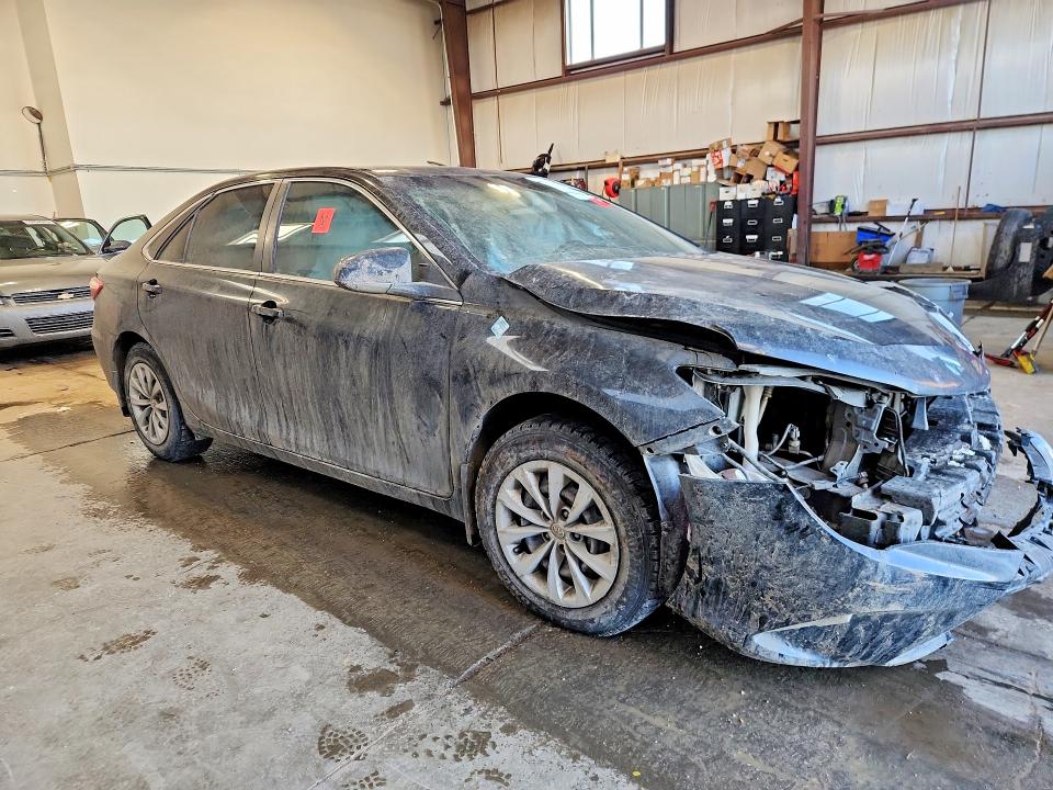 79638345 :رقم المزاد ، 4T1BF1FK4GU200030 vin ، 2016 Toyota Camry مزاد بيع