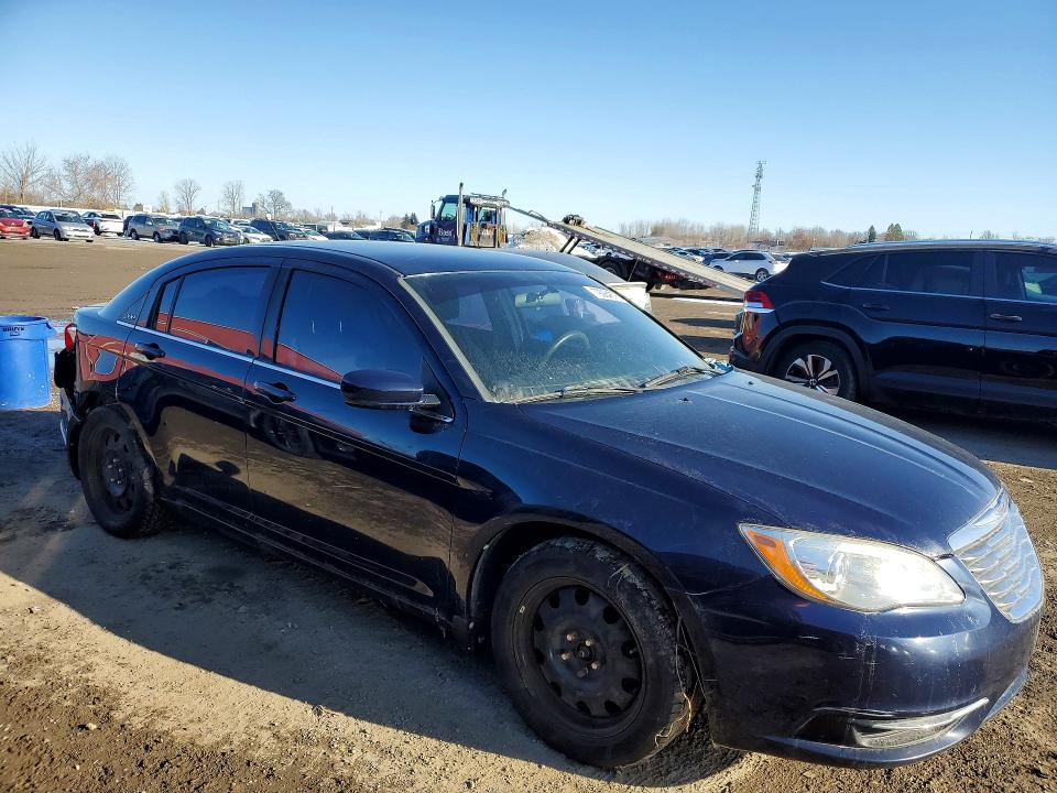 79064875 :رقم المزاد ، 1C3CCBAB4DN667800 vin ، 2013 Chrysler 200 مزاد بيع
