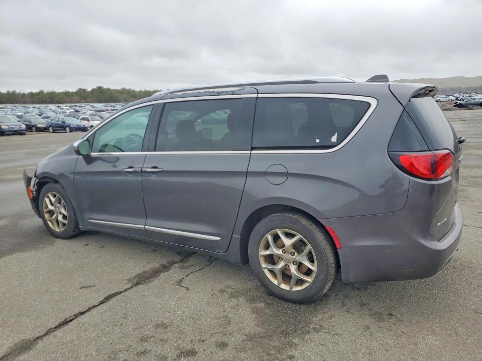Продажа на аукционе авто 2017 Chrysler Pacifica, vin: 2C4RC1GG6HR614530, номер лота: 46950306