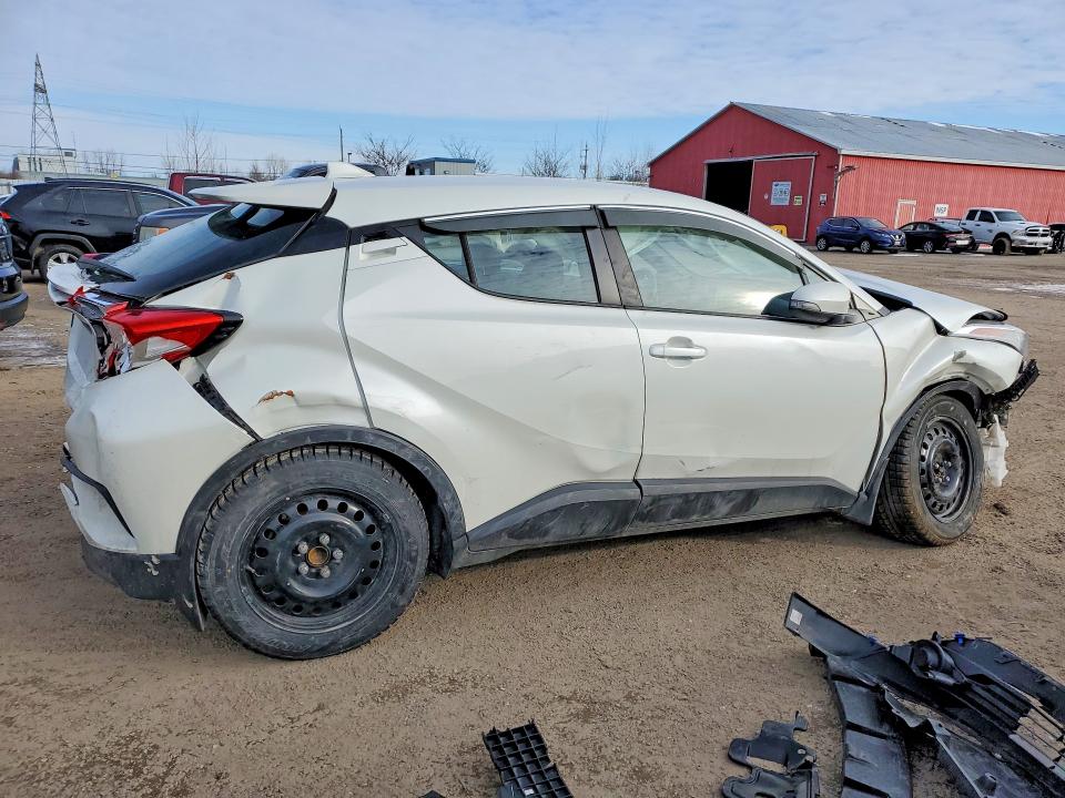 2018 Toyota C-hr მანქანა იყიდება აუქციონზე, vin: NMTKHMBX9JR036138, აუქციონის ნომერი: 41748286