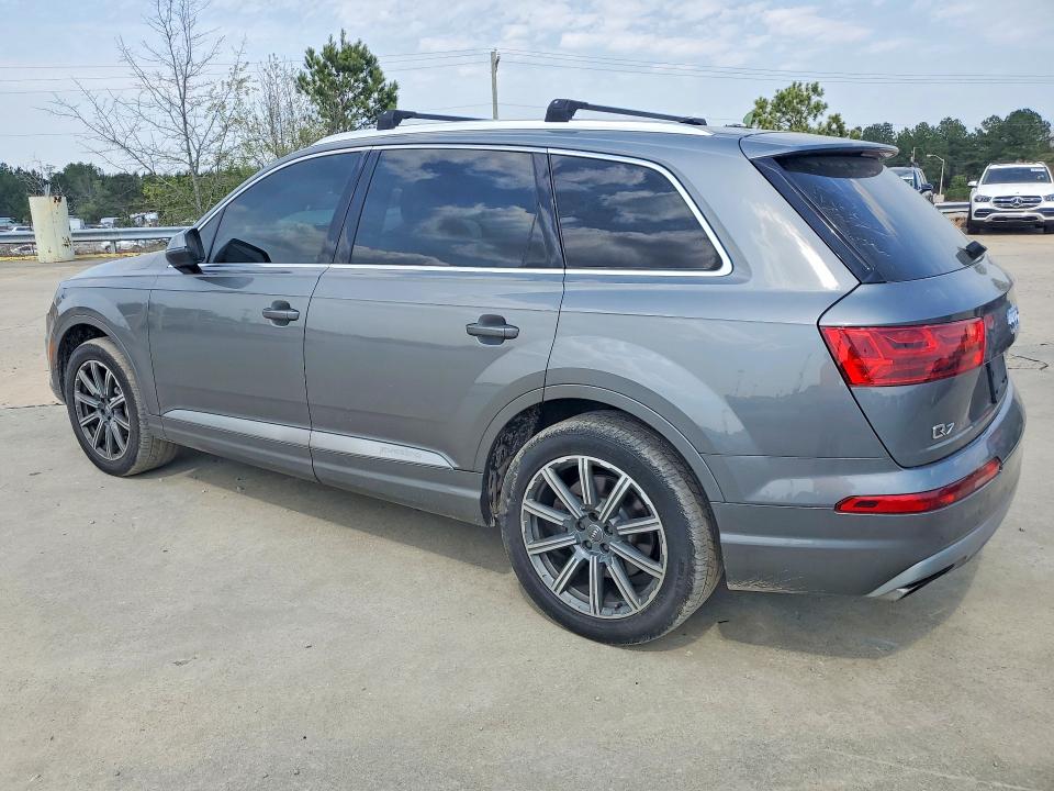46680006 :رقم المزاد ، WA1VAAF7XHD033891 vin ، 2017 Audi Q7 مزاد بيع