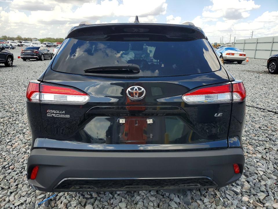 Продаж на аукціоні авто 2024 Toyota Corolla Cross, vin: 7MUCAAAG1RV102001, номер лоту: 79996445