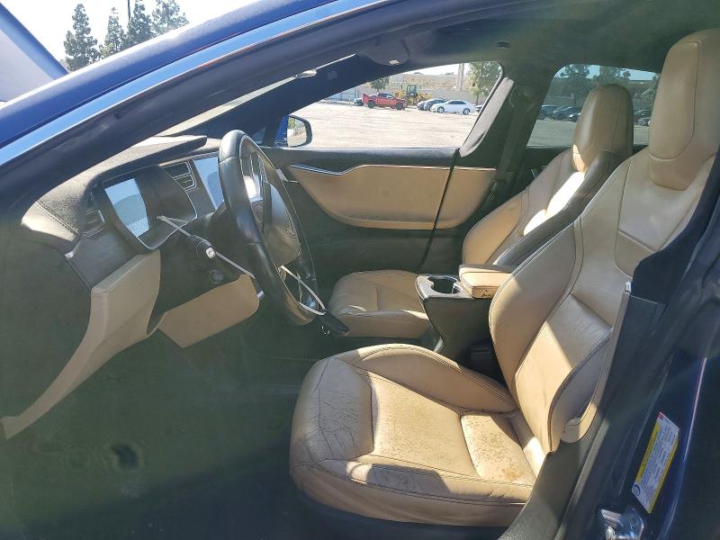 Продажа на аукционе авто 2015 Tesla Model S, vin: 5YJSA1E2XFF120162, номер лота: 79837635