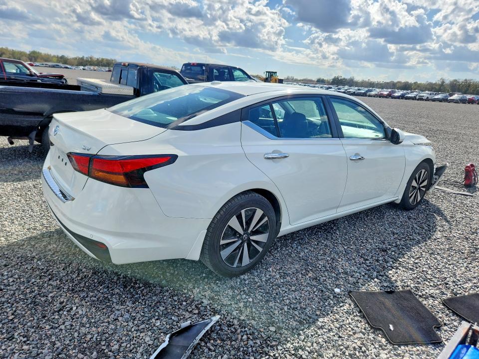Продажа на аукционе авто 2021 Nissan Altima, vin: 1N4BL4DV9MN416172, номер лота: 79432315