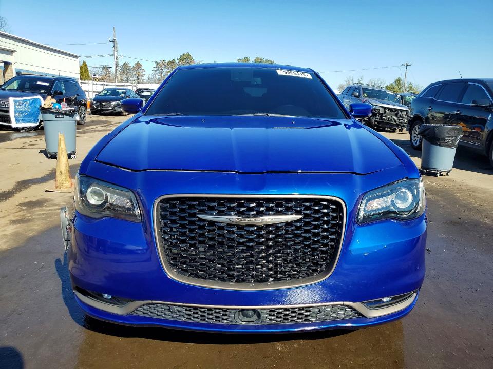 Продаж на аукціоні авто 2019 Chrysler 300, vin: 2C3CCABG4KH733224, номер лоту: 79958415