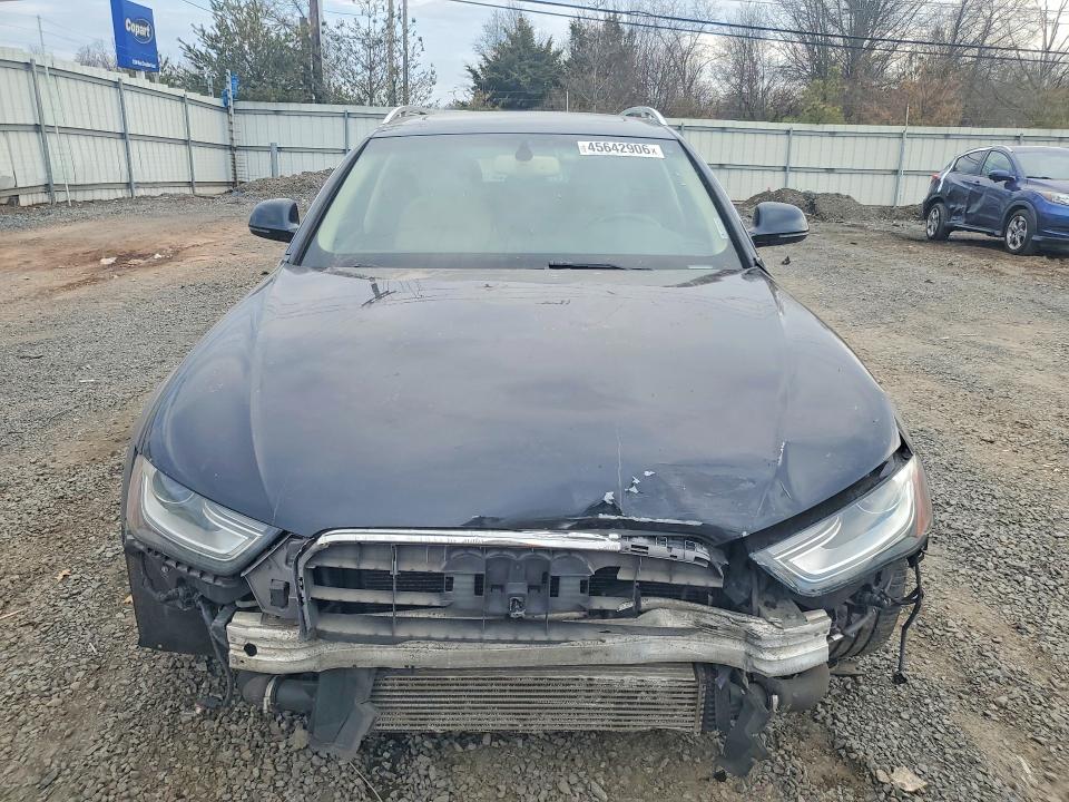 Продаж на аукціоні авто 2016 Audi A4 Allroad, vin: WA1UFAFL8GA002567, номер лоту: 45642906