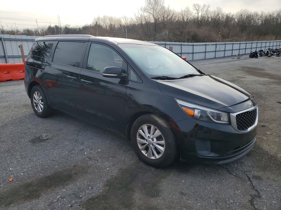 45754856 :رقم المزاد ، KNDMB5C15F6061699 vin ، 2015 Kia Sedona مزاد بيع