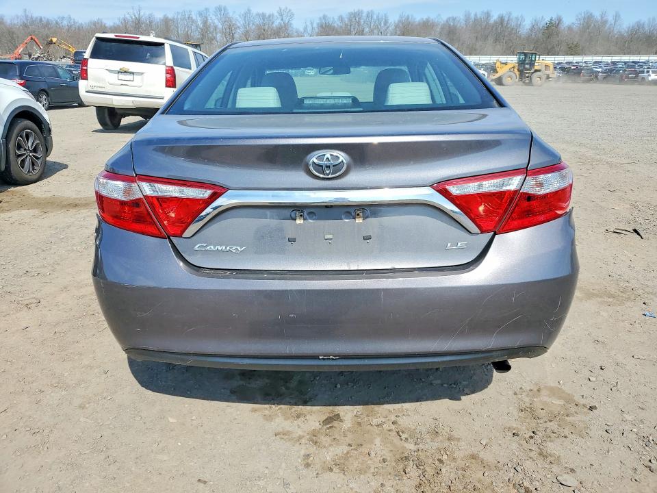 46274146 :رقم المزاد ، 4T1BF1FK7HU792184 vin ، 2017 Toyota Camry مزاد بيع