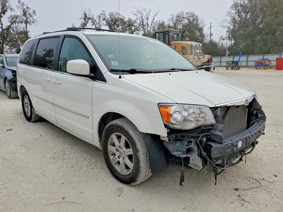 77848955 :رقم المزاد ، 2A4RR8DX5AR448352 vin ، 2010 Chrysler Town & Country مزاد بيع