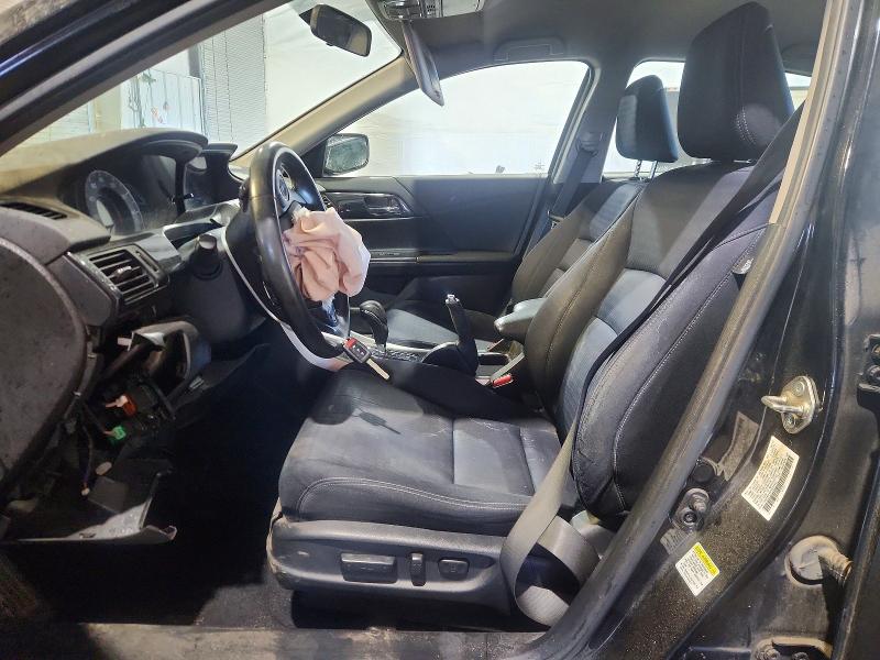 79693025 :رقم المزاد ، 1HGCR2F55FA026437 vin ، 2015 Honda Accord مزاد بيع