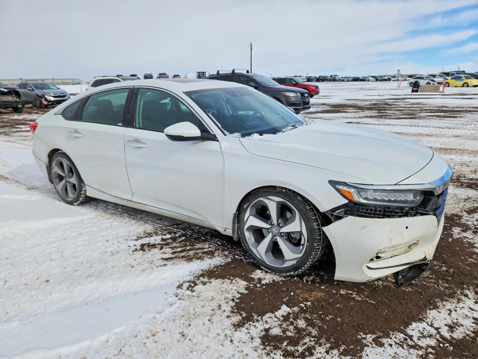 2018 Honda Accord მანქანა იყიდება აუქციონზე, vin: 1HGCV1F99JA804269, აუქციონის ნომერი: 41651306