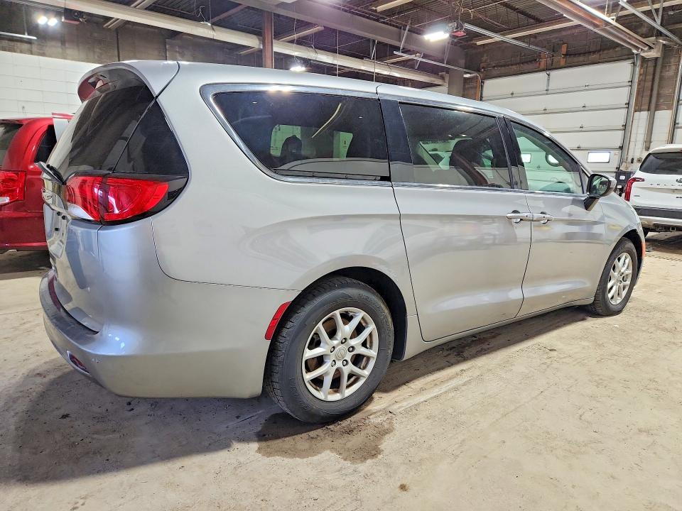 Продаж на аукціоні авто 2017 Chrysler Pacifica, vin: 2C4RC1DG9HR741602, номер лоту: 45706276