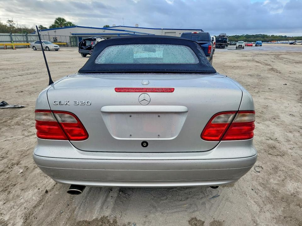 Продаж на аукціоні авто 2002 Mercedes-benz Clk, vin: WDBLK65G82T114439, номер лоту: 45912486