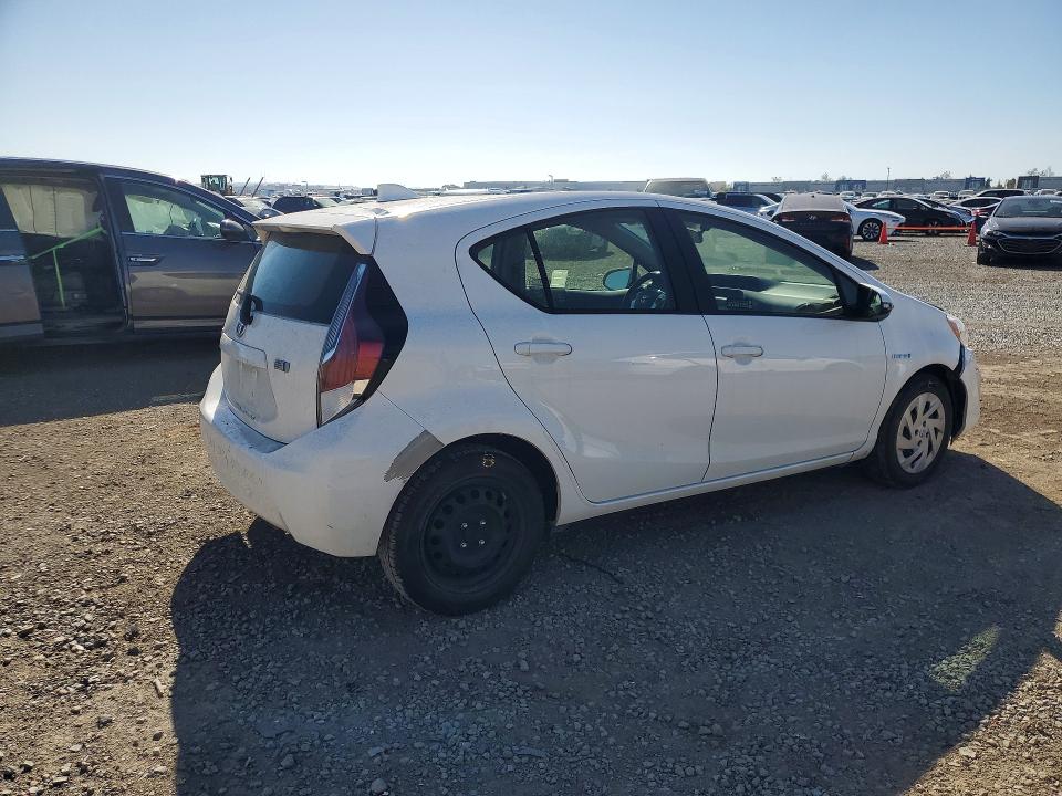 2016 Toyota Prius C მანქანა იყიდება აუქციონზე, vin: JTDKDTB36G1121951, აუქციონის ნომერი: 45568636
