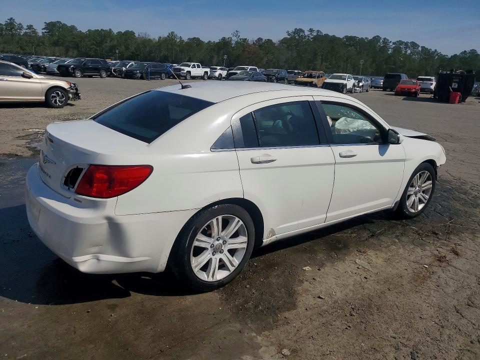 79949205 :رقم المزاد ، 1C3CC5FV4AN218360 vin ، 2010 Chrysler Sebring مزاد بيع