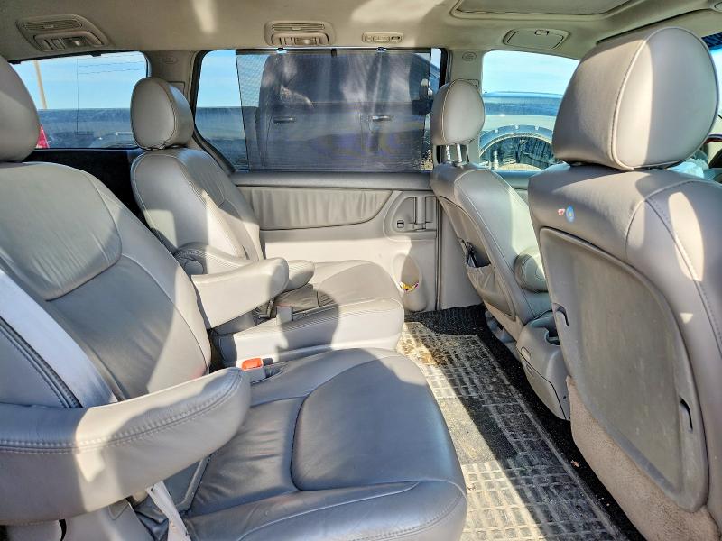 Продажа на аукционе авто 2006 Toyota Sienna, vin: 5TDBA22CX6S064903, номер лота: 79224325