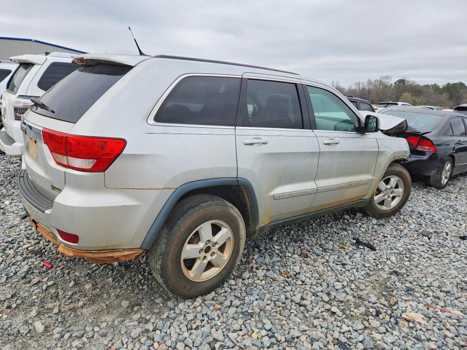 2013 Jeep Grand Cherokee მანქანა იყიდება აუქციონზე, vin: 1C4RJEAG0DC597684, აუქციონის ნომერი: 79354395