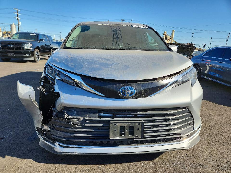 41775546 :رقم المزاد ، 5TDJRKEC4PS137314 vin ، 2023 Toyota Sienna مزاد بيع
