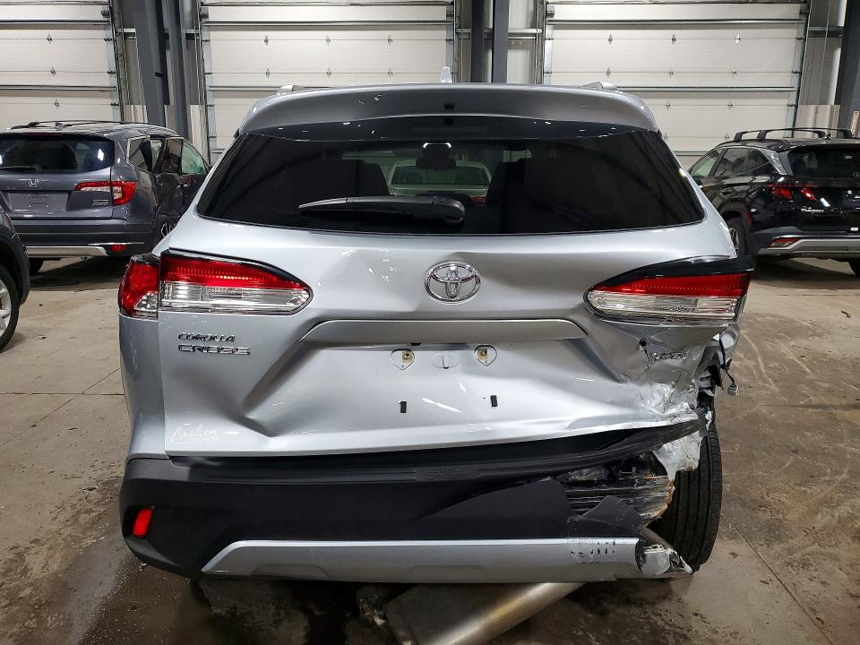 2022 Toyota Corolla Cross მანქანა იყიდება აუქციონზე, vin: 7MUCAABG4NV043454, აუქციონის ნომერი: 47182436