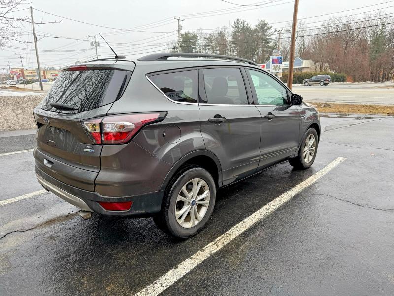 2018 Ford Escape მანქანა იყიდება აუქციონზე, vin: 1FMCU9GD0JUC62931, აუქციონის ნომერი: 45890506