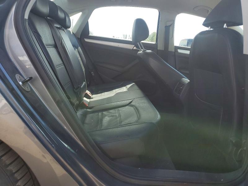 48221656 :رقم المزاد ، 1VWBP7A37DC017207 vin ، 2013 Volkswagen Passat مزاد بيع
