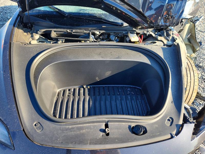 46566436 :رقم المزاد ، 5YJ3E1EBXSF907969 vin ، 2025 Tesla Model 3 مزاد بيع