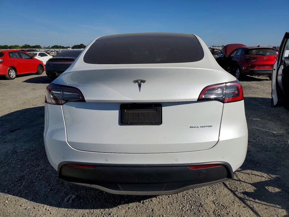 47750096 :رقم المزاد ، 5YJYGDEE5MF229212 vin ، 2021 Tesla Model Y مزاد بيع