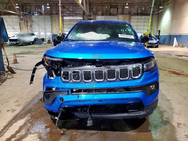 45953656 :رقم المزاد ، 3C4NJDBN3PT520113 vin ، 2023 Jeep Compass مزاد بيع