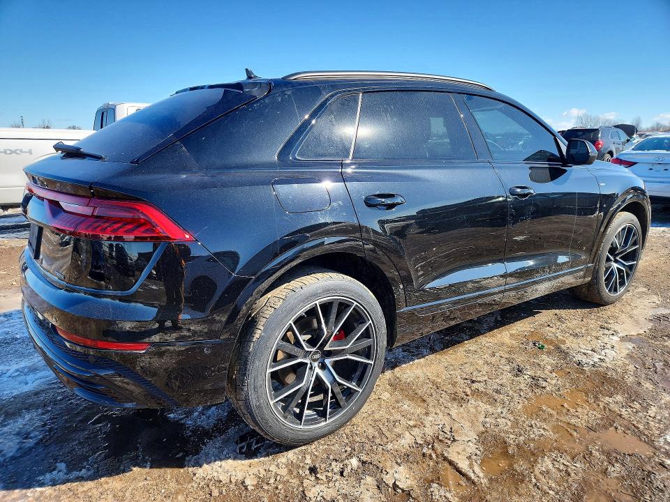 46480946 :رقم المزاد ، WA1EVBF1XND027736 vin ، 2022 Audi Q8 مزاد بيع