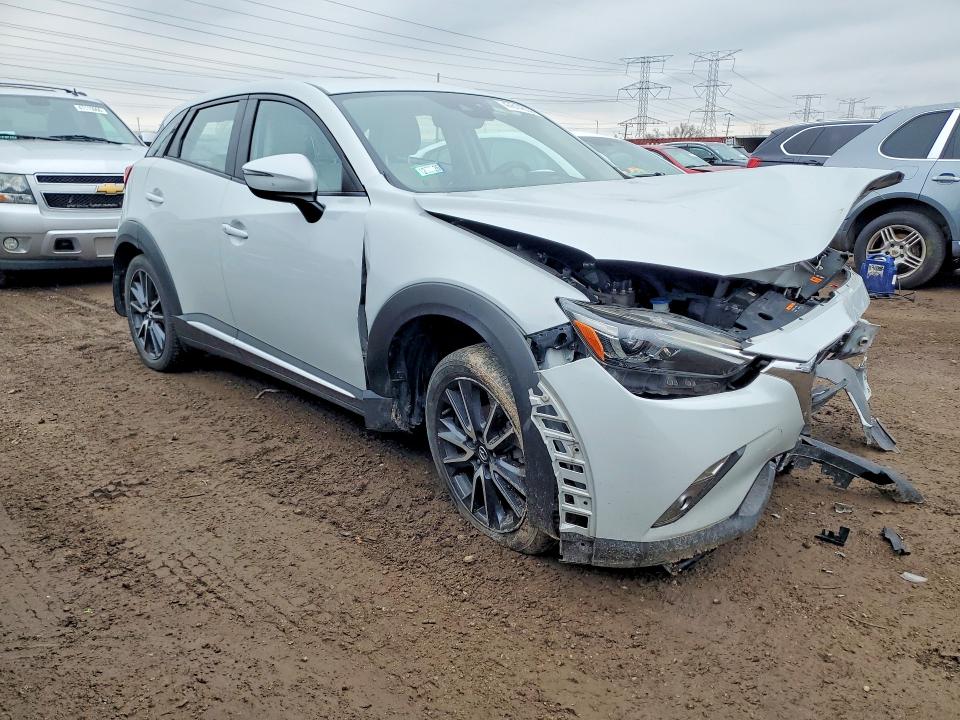 47614856 :رقم المزاد ، JM1DKDD72J0332338 vin ، 2018 Mazda Cx-3 مزاد بيع