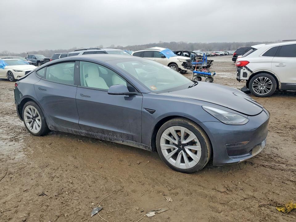 Продажа на аукционе авто 2021 Tesla Model 3, vin: 5YJ3E1EB3MF061221, номер лота: 79098845