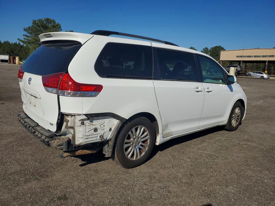 Aukcja sprzedaży 2014 Toyota Sienna, vin: 5TDYK3DC4ES450354, numer aukcji: 46485706