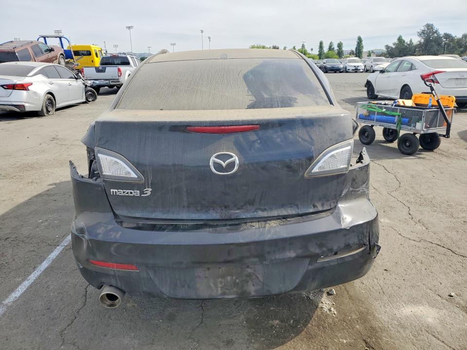 Продажа на аукционе авто 2012 Mazda 3, vin: JM1BL1UG4C1560471, номер лота: 46940236