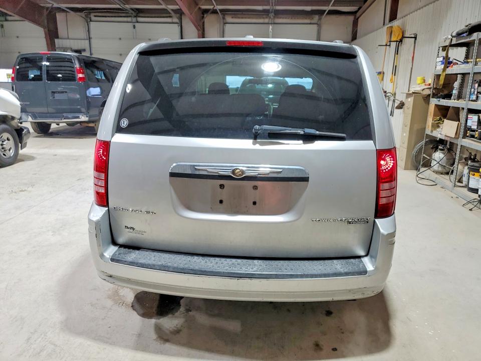 Продажа на аукционе авто 2010 Chrysler Town & Country, vin: 2A4RR5D1XAR492549, номер лота: 45880626