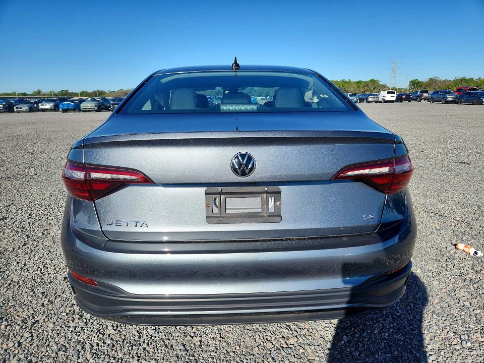 46572616 :رقم المزاد ، 3VW7M7BU0PM057766 vin ، 2023 Volkswagen Jetta مزاد بيع