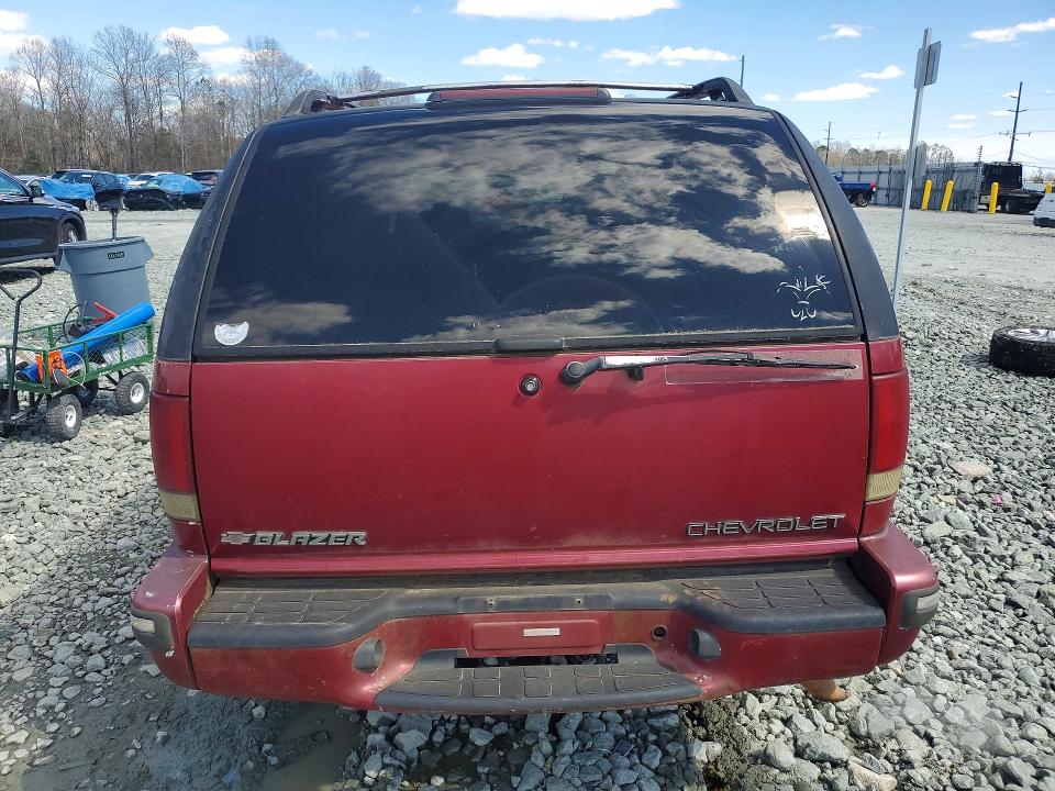 46471576 :رقم المزاد ، 1GNDT13W2XK219787 vin ، 1999 Chev Blazer 4d مزاد بيع