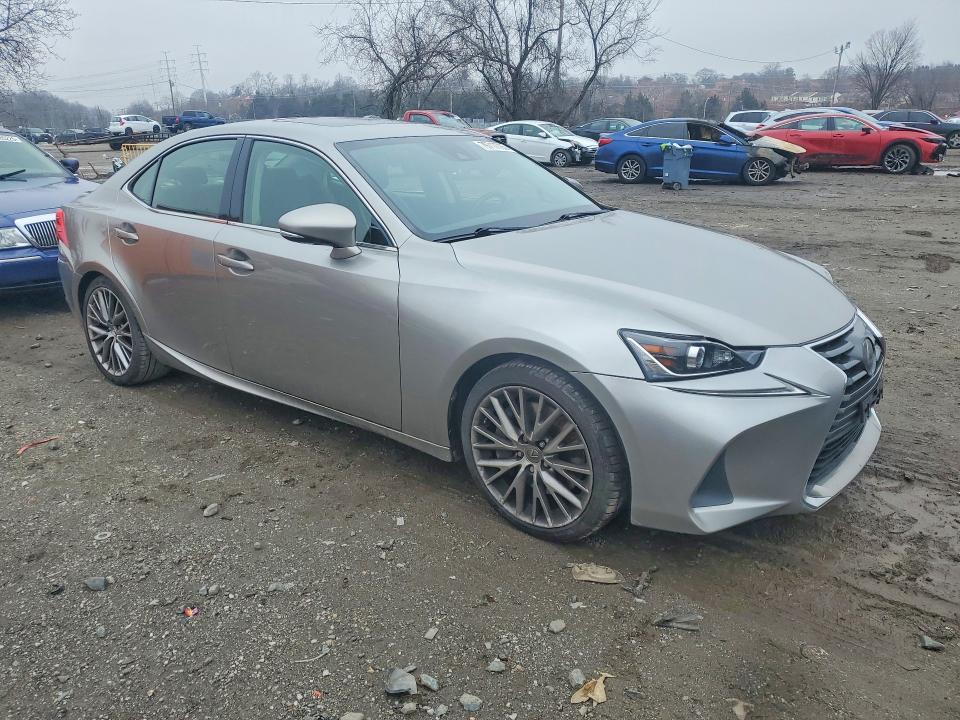 Продажа на аукционе авто 2017 Lexus Is 200t, vin: JTHBA1D2XH5060131, номер лота: 79717705