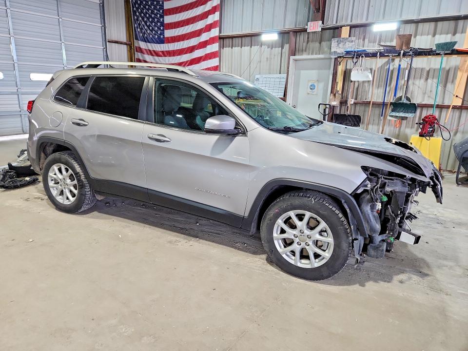 Продажа на аукционе авто 2018 Jeep Cherokee, vin: 1C4PJLLXXJD556574, номер лота: 79644905